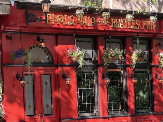 Beatles Pub facade
